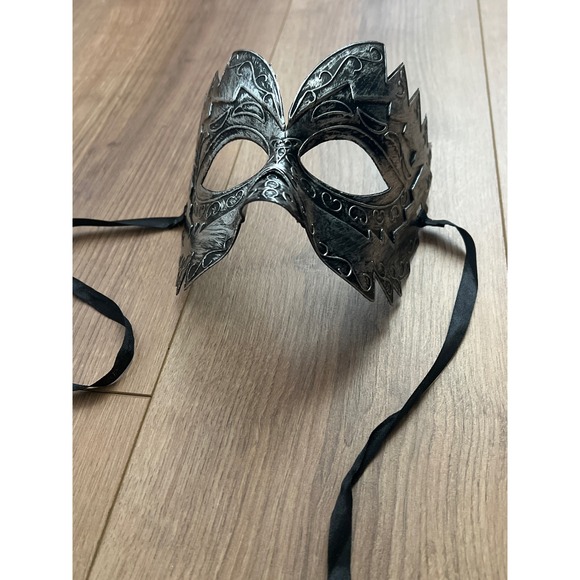 Masquerade Mask New - Picture 7 of 9